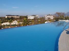 A picture of the hotel: Tea Apartment at Long Hill Residence, Albania