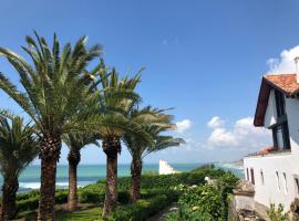 Hotel Photo: Appartement Parlementia, Phare de Koskenia