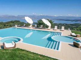 Хотел снимка: Kremithos Villa Sleeps 13 Pool Air Con WiFi