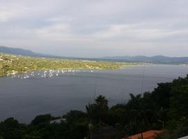 Letamong, hotel in Hartbeespoort