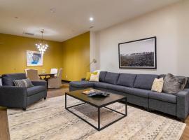 Hotel kuvat: French's Condo - Luxury Downtown Condo