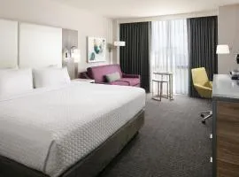 Crowne Plaza Dallas Market Ctr - Love Field, an IHG Hotel