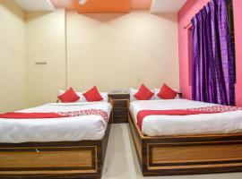 A picture of the hotel: OYO 18276 Agr's Sree Devi Residency