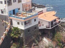 Фотография гостиницы: Apartamento frente del mar en Playa chica