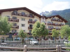 Albergo Alla Rosa, hôtel à Canazei