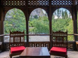 Serena Khaplu Palace, ξενοδοχείο σε Khaplu