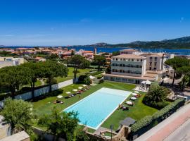 AHR Baja Hotel & Spa Cannigione, hotel v destinaci Cannigione