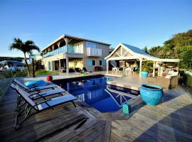 THE BAHI VILLA - Adults Only B&B, hotel v destinaci Les Trois-Îlets