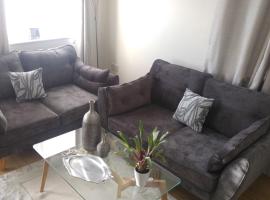 Фотография гостиницы: cosy annex close to leeds airport