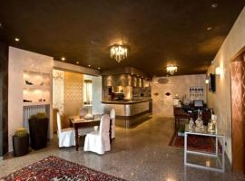 A picture of the hotel: hotel ristorante sullivan