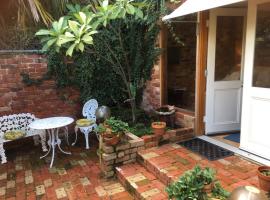 Hotel Photo: Gorgeous studio 2 minutes from the heart of Subiaco