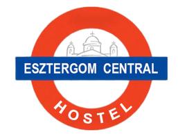 होटल की एक तस्वीर: Esztergom Central