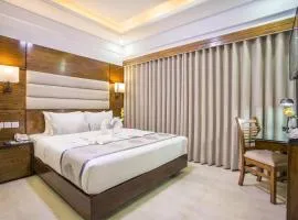 White Palace Hotel
