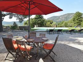 Fotos de Hotel: Private infinity pool, beautiful view of Mont Ventoux, a dream spot!