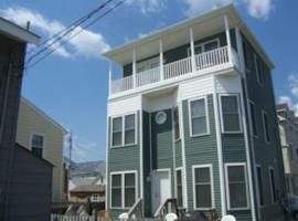 Hotel Photo: 65 East Atlantic Way, Lavalette, New Jersey