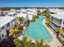Sand Dunes Resort Accommodation, hotel in Marcoola