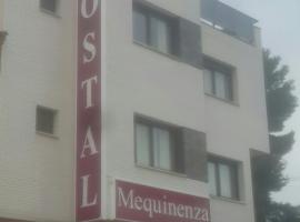 होटल की एक तस्वीर: Hostal mequinenza