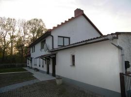 A picture of the hotel: Ferienwohnung im Haus