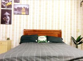Hotel Photo: Hai Phong downtown - Entire house in city center