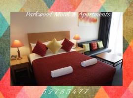 รูปภาพของโรงแรม: Parkwood Motel & Apartments