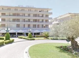 Hotel Adriatico