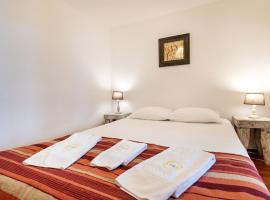 A picture of the hotel: Lanui Belem Apartment