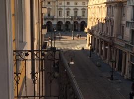 A picture of the hotel: CASA STORICA CENTRALISSIMA DI 8 POSTI LETTO