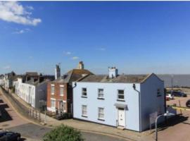 Хотел снимка: Bluebell Cottage, Whitstable seafront with free parking