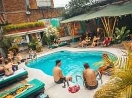 รูปภาพของโรงแรม: Viajero Hostel Cali & Salsa School