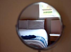 Hotel Photo: Bright Ensuite room nr Notting Hill