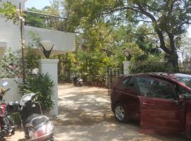 Foto di Hotel: Marinz Nest in Egmore