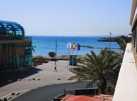 Hotel fotografie: Arrecife Beach Front