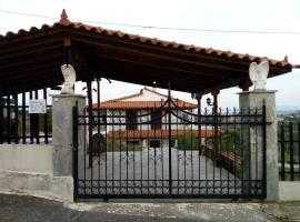 Hotel Foto: Mario's country house close to sea / near to Chalkida