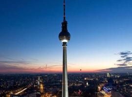 Fotos de Hotel: Romantic Style Apartment Berlin Alexanderplatz