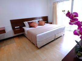 Gambaran Hotel: Ploenchit Mansion