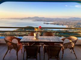 Hotel fotoğraf: House Teigan of Villa Intaba Breath Taking Sea Views Corfiot Riviera Corfu Island Greece with Pool close to Ipsos Beach