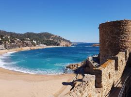 호텔 사진: Casa del Mar , best view in Tossa harbour