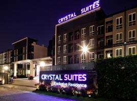 Crystal Suites Suvarnbhumi Airport, hotel in Lat Krabang