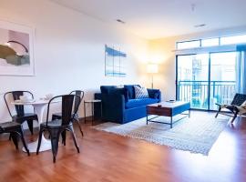 ホテル写真: Trendy Flat in Mile Square