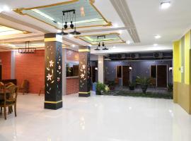 Hotel Photo: Metro Malioboro Living