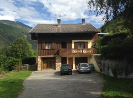Hotel Photo: Chalet les Lurins