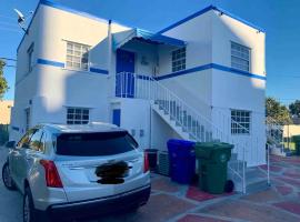 Hotel kuvat: 2626 Southwest 18th Street, Miami