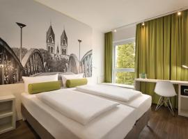 รูปภาพของโรงแรม: Super 8 by Wyndham Hamburg Mitte