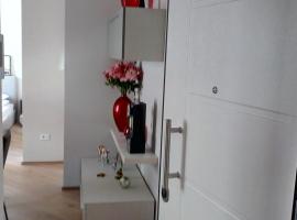 Hotel Foto: Bezzi Suites Apartment