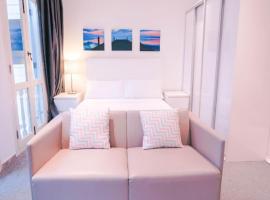 होटल की एक तस्वीर: Comfy Bedroom En-suite/WIFI @Somerset/Orchard Area