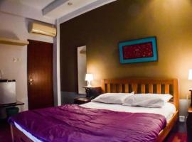 Hotel Photo: City area nr MRT cozy room&bath&pool@ Boon Keng 1