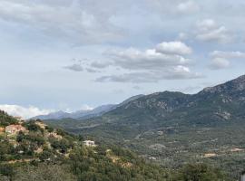 A picture of the hotel: Bas de villa 15 km d'Ajaccio vue montagnes de Vizzavona