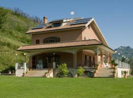 A picture of the hotel: Mimì e Cocò Country House