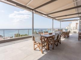 Hotel foto: Incredible Beauty In Kastella, Pireas With Stunning Views Of The Sea And Port