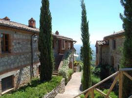 A picture of the hotel: Cetona Villa Sleeps 4 Pool WiFi